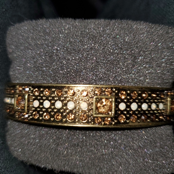 Heidi Daus Hinged Cuff Bangle **DISCOUNTED SHIPPING** - Picture 10 of 12